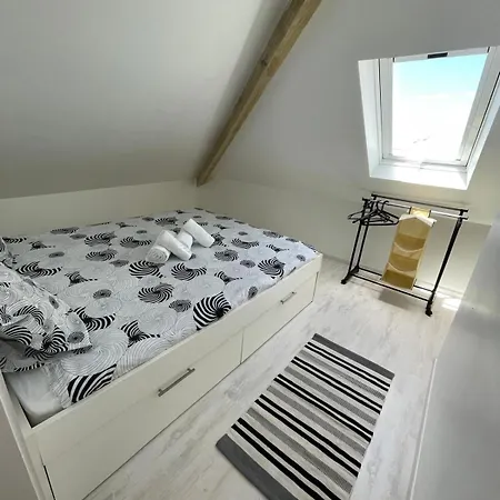 アパート Ferias *